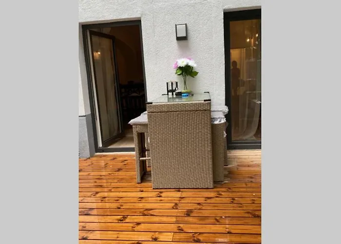 Atelier - Apartment With Garden
