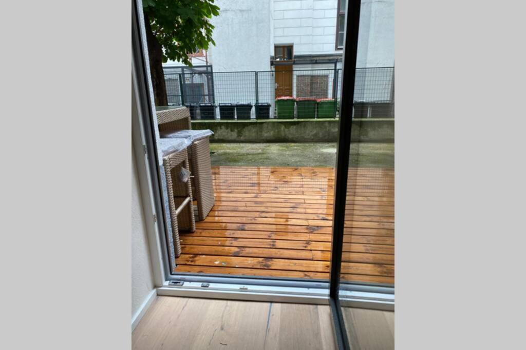 Atelier - With Garden *