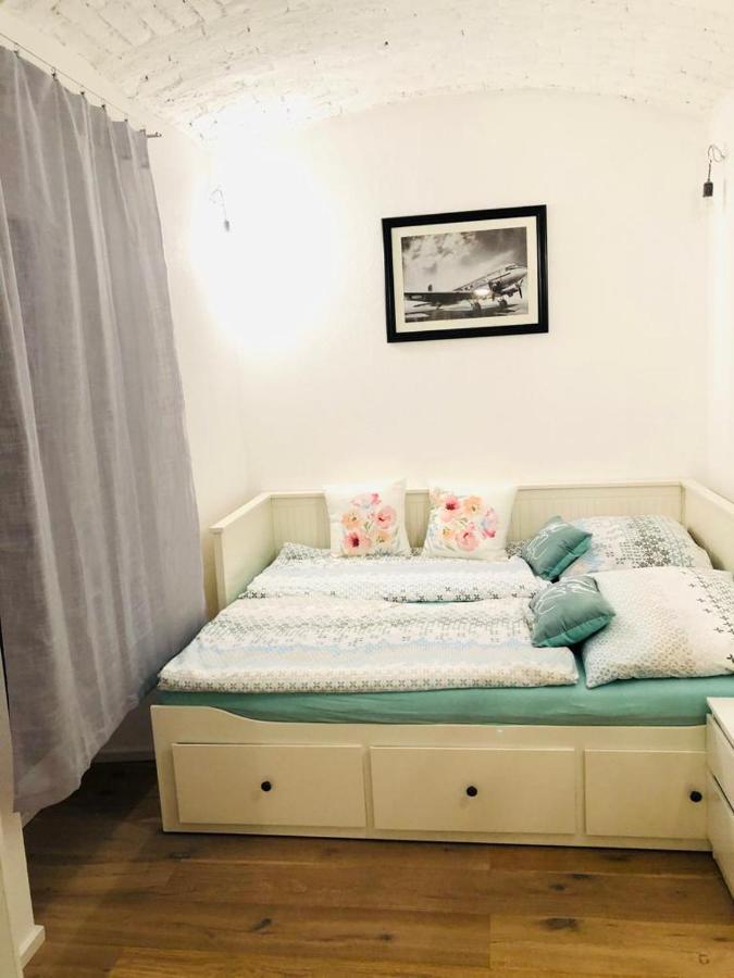 Atelier - With Garden Apartament *